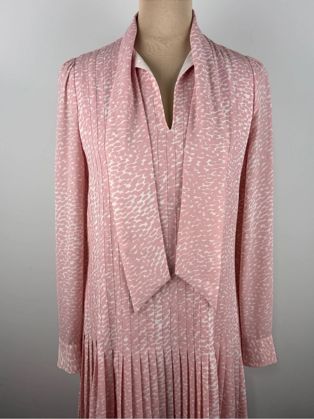 Kate Spade New York Womens Size 6 Pink Pleated Georgette Dress Tie Neck Coquette